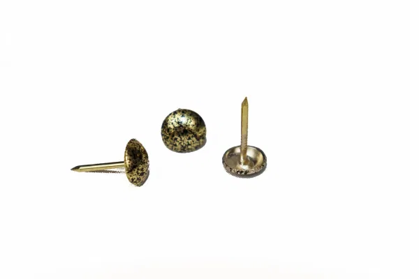 Гвозди (golden with black point)